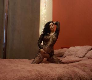 Индивидуалка-проститутка из Киева Афродита  предлагающая массаж расслабляющий