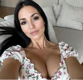 Проститутка-индивидуалка из Киева Виола за 6000 грн в час