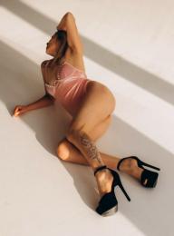 Проститутка-индивидуалка из Киева Юля 40 лет