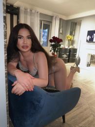 Индивидуалка-проститутка из Киева Сашенька предлагающая порка