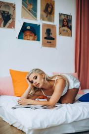 Индивидуалка-проститутка из Киева Сабрина на выезд