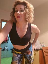 Индивидуалка-проститутка из Киева ВАЛЕНТИНА Milf
 на выезд