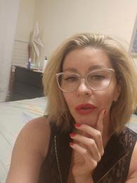 Индивидуалка ВАЛЕНТИНА Milf
. Фото проститутки Киева