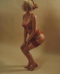 Проститутка-индивидуалка из Киева Анечка с телефоном 09504265...