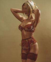 Проститутка-индивидуалка из Киева Анечка с 3 размером груди