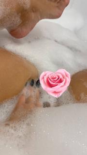 Проститутка-индивидуалка из Киева Рената с 4 размером груди