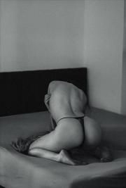 Индивидуалка-проститутка из Киева Элина предлагающая бдсм игры