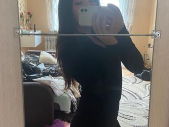 Проститутка-индивидуалка из Киева Карина с телефоном 0957509049