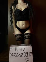 Проститутка-индивидуалка из Киева Вика с телефоном 0636380914