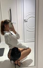 Проститутка-индивидуалка Алиса у метро Крещатик