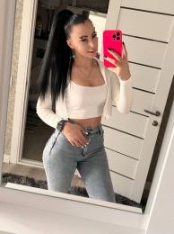 Проститутка-индивидуалка из Киева Виолетта с 3 размером груди