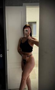 Проститутка-индивидуалка Катрін у метро Харьковская